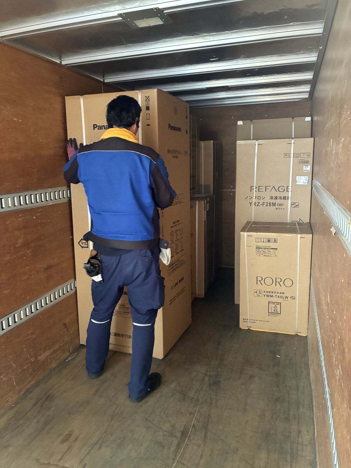 トラックへの積込