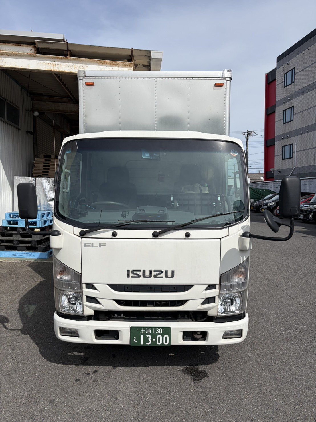 2t車両フロント